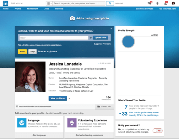 Capture d'écran Linkedin invitant l'utilisateur à renseigner son profil afin de le compléter