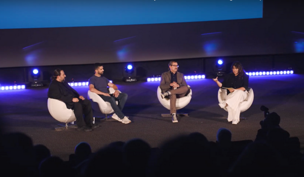 Salvador Valle, Product Design Manager en Harbiz; Andrés Botero, Design Senior Manager en BBVA; Alfonso Morcuende, Design Director en Sngular; y Dayana C. Blanco, Product Design Lead en Schneider Electric y Thiga; LPC